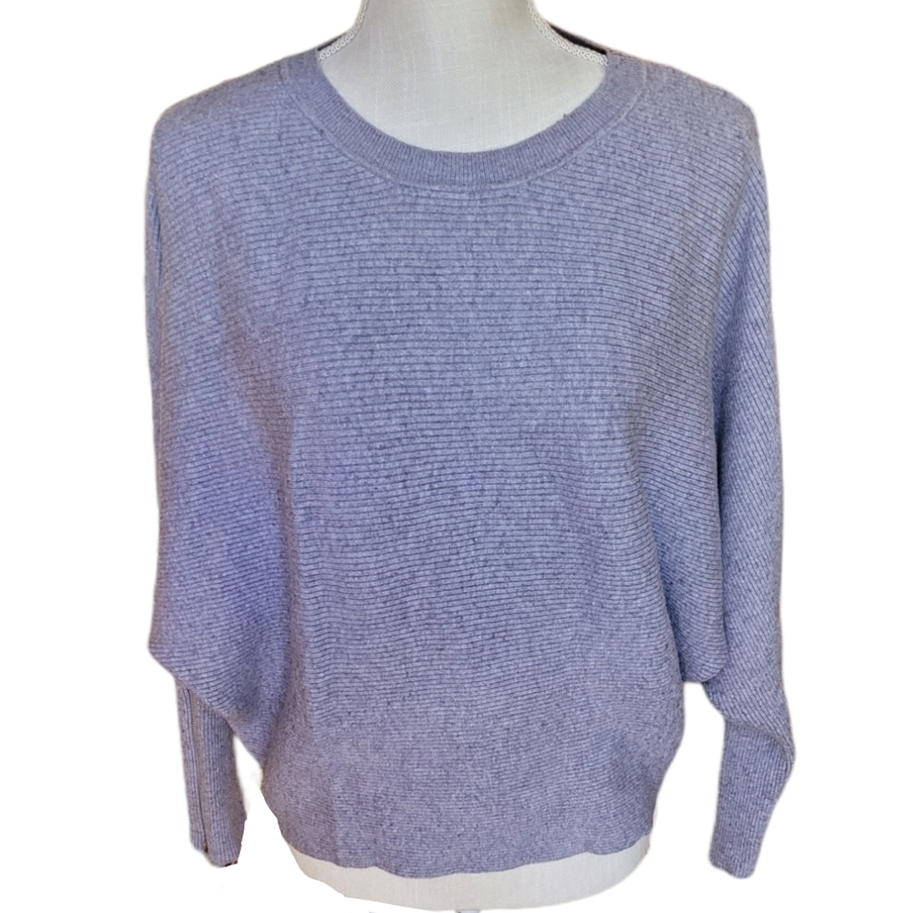 Carmen Marc Valvo Gray Long Dolman Sleeve w/Zipper detail Women's Large